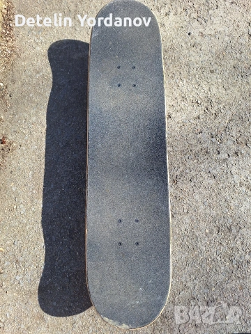 Скейтборд Globe 8.25 с гуми Spitfire, снимка 10 - Скейтборд, ховърборд, уейвборд - 53683063