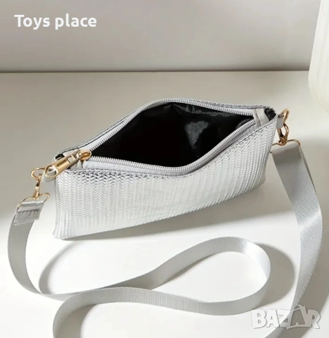 Малка сребриста чанта клъч, снимка 3 - Чанти - 53504364