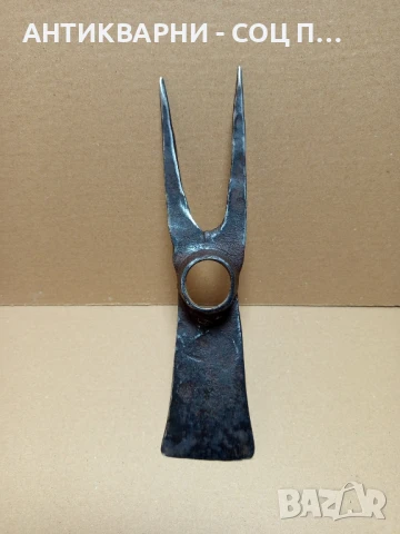 Соц Стара Ръчно Кована Мотичка Каластирка.