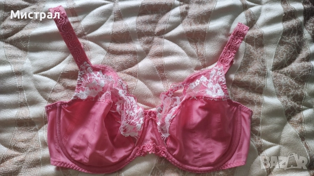 Сутиени Triumph за голям бюст, снимка 2 - Бельо - 52946484