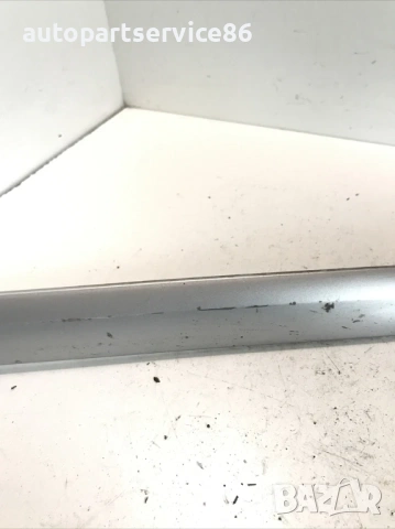 Предна дясна лайсна на врата сребърна за KIA Cerato (2004), снимка 2 - Части - 53255033