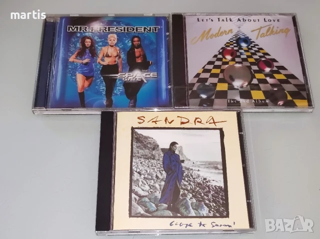 Комплект 3 CD музика /отлично състояние/45лв
