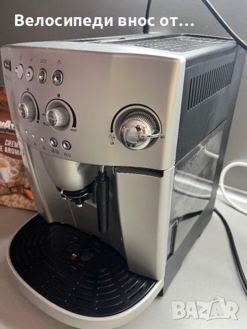 Кафе автомат DeLonghi MAGNIFICA внос от Австрия много запазен пръсва хубаво кафе , снимка 5 - Кафемашини - 45913787