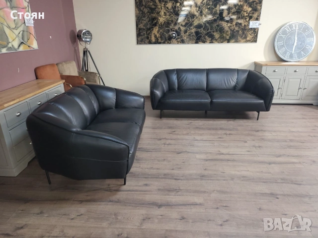 Дизайнерски черен кожен комплект дивани тройка и двойка Pebble, снимка 7 - Дивани и мека мебел - 53694619