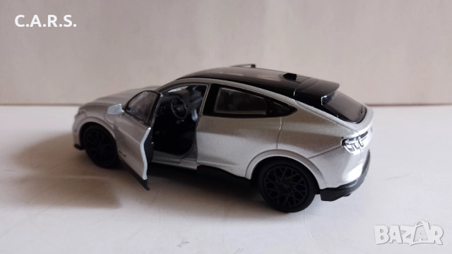Welly 2023 Ford Mustang Mach E-GT Silver - 1:34-39, снимка 2 - Колекции - 52664090
