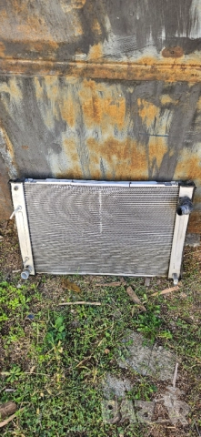 Радиатор за nissan 370Z, снимка 2 - Части - 52123787