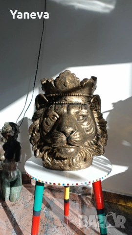 „Лъв с корона“, впечатляваща скулптура, символ на сила, увереност и успех. , снимка 3 - Статуетки - 53683257
