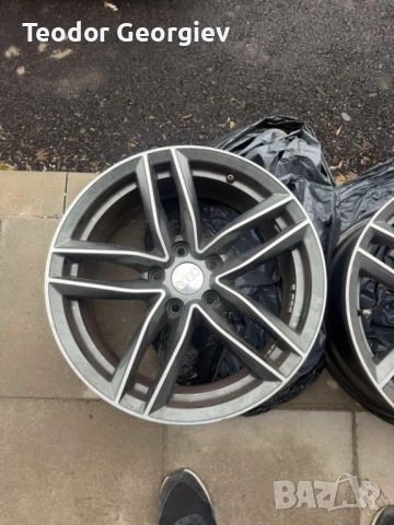 Джанти 17 за Ауди , снимка 7 - Гуми и джанти - 53379604