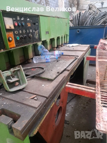 гелотина, снимка 2 - Други машини и части - 54211595