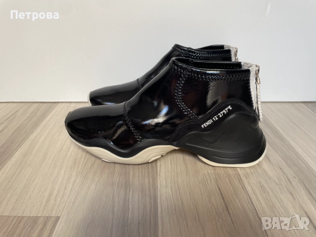 Маратонки Fendi 37 Оригинал, снимка 2 - Маратонки - 51538116