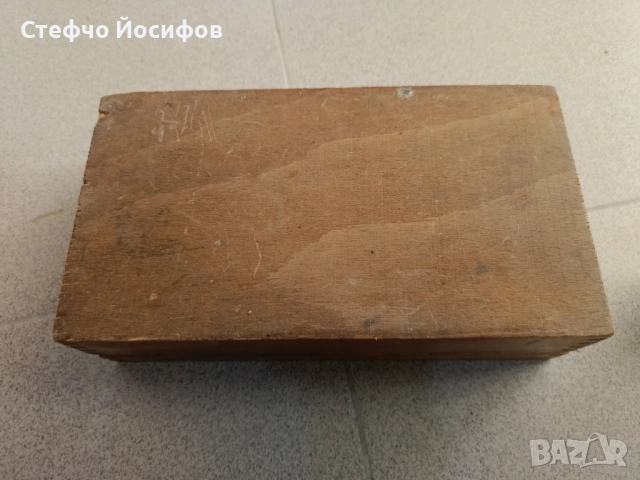 Дървена кутия , снимка 6 - Антикварни и старинни предмети - 51830358