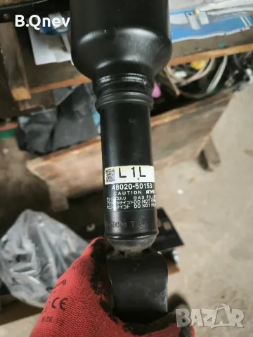 Преден амортисьор за Лексус LS 460, снимка 2 - Части - 50320571