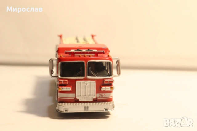 1:72 DEL PRADO ДЕТРОЙТ ПОЖАРНА КОЛИЧКА ИГРАЧКА МОДЕЛ, снимка 4 - Колекции - 53691426
