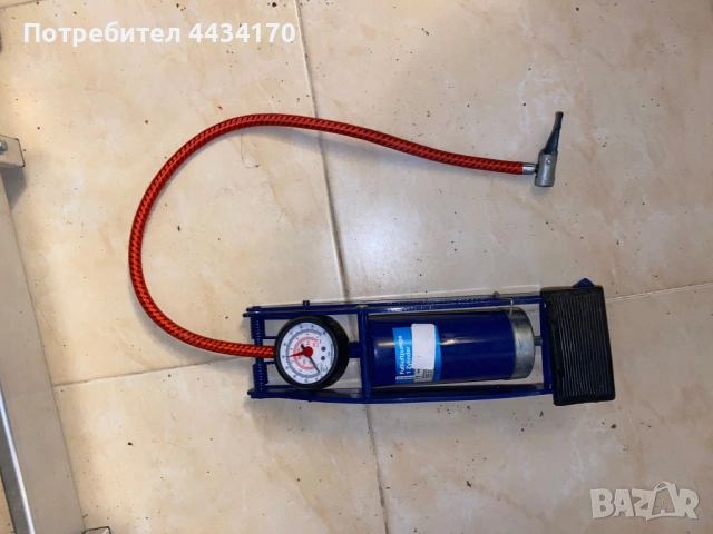 Спешно! Здрава крачна помпа за гуми (с педал)