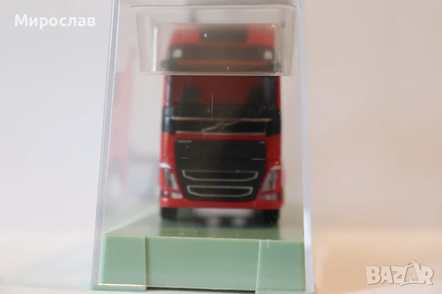 AWM H0 1/87 VOLVO ВЛЕКАЧ КАМИОН МОДЕЛ ТИР ЧЕРВЕН, снимка 3 - Колекции - 50784292