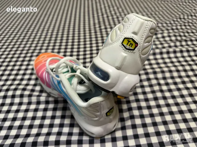 Оригинални  Nike Air Max Plus дамски маратонки размер 39, снимка 9 - Маратонки - 46981749