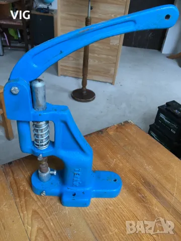 Преса за копчета капси, снимка 1