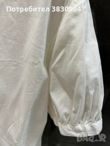 Блуза с къс ръкав R.E.D. Valentino, Италия, размер IT 46, снимка 9 - Ризи - 45387398