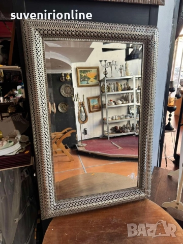 огледало за стена, снимка 2 - Огледала - 52273314