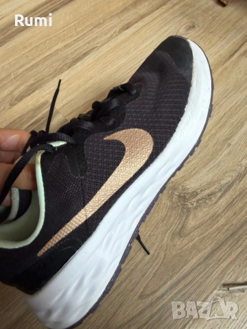 Оригинални маратонки NIKE REVOLUTION 6 NN GS ! 36,5 н, снимка 8 - Маратонки - 52163153