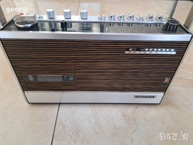 ретро радио касетон Grundig C 4000 automatic , снимка 2 - Радиокасетофони, транзистори - 49071806