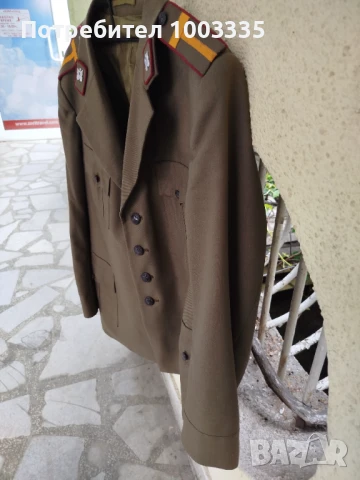 Военна униформа -куртка , снимка 3 - Антикварни и старинни предмети - 51249950