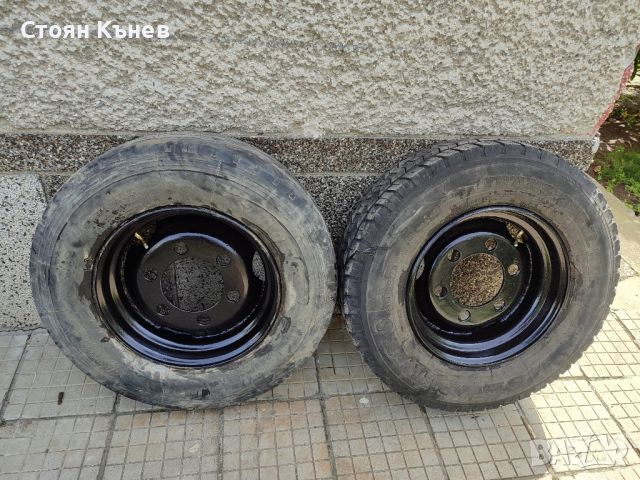 Безкамерни гуми с джанти за РСД-4 , снимка 1 - Селскостопанска техника - 25757057