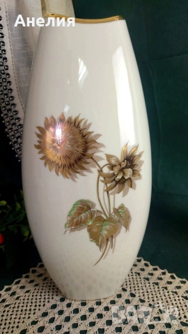 Ваза екрю висока и изящна! Разкош! , снимка 3 - Вази - 54221032