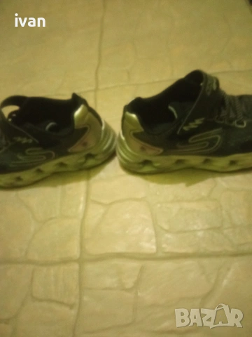 детски маратонки scechars , снимка 2 - Детски маратонки - 54243418