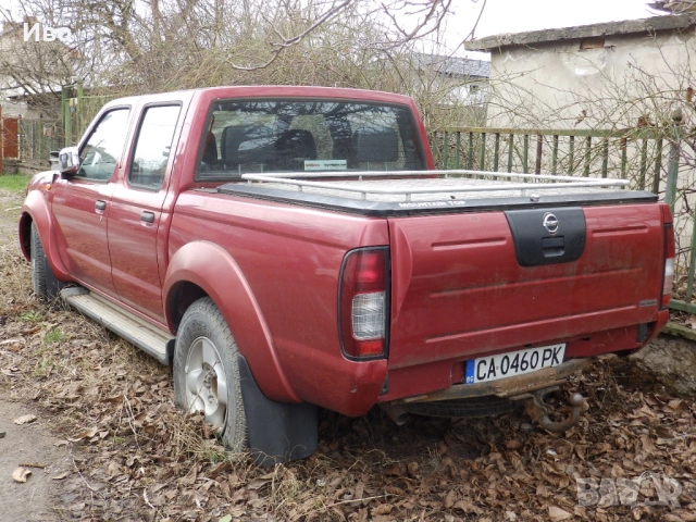 Nissan Navara 2.5 diesel - 2004 , снимка 4 - Автомобили и джипове - 53763615