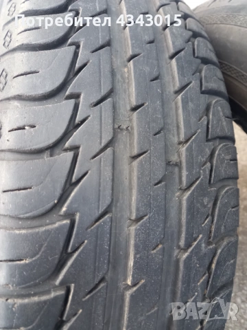 2 броя гуми клебер 