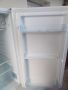 Хладилник с малък фризер  POCO LINE с обем 85 литра. Компресора си е работещ, трябва да се да зареди, снимка 12