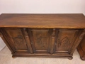 Комод, шкаф, бюфет с богата дърворезба , снимка 10