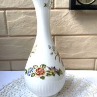 Красива ваза от фин костен порцелан от Англия 3, снимка 4 - Антикварни и старинни предмети - 45674493
