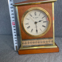 настолен часовник  , снимка 2 - Антикварни и старинни предмети - 45037793
