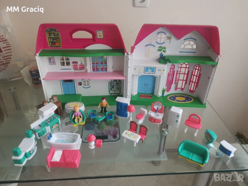 Пластмасова къща за кукли , снимка 1