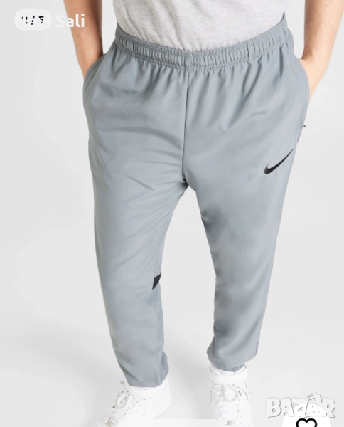 Ново долнище Nike L размер, снимка 1