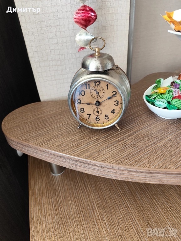 Стар часовник будилник, снимка 1