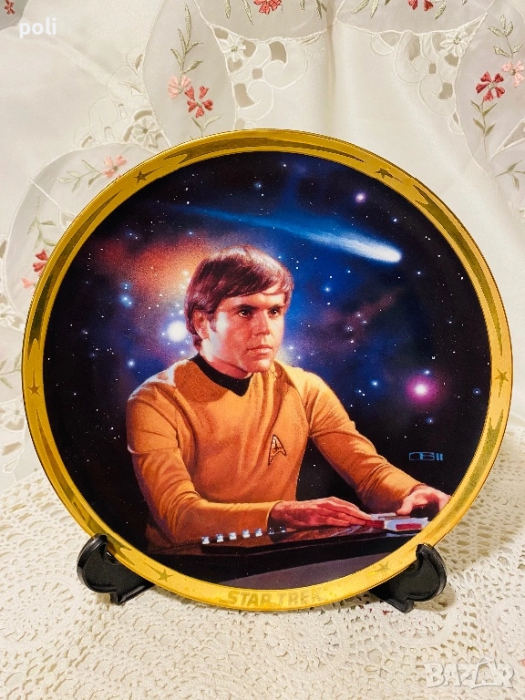 порцеланова чиния за стена , снимка 1