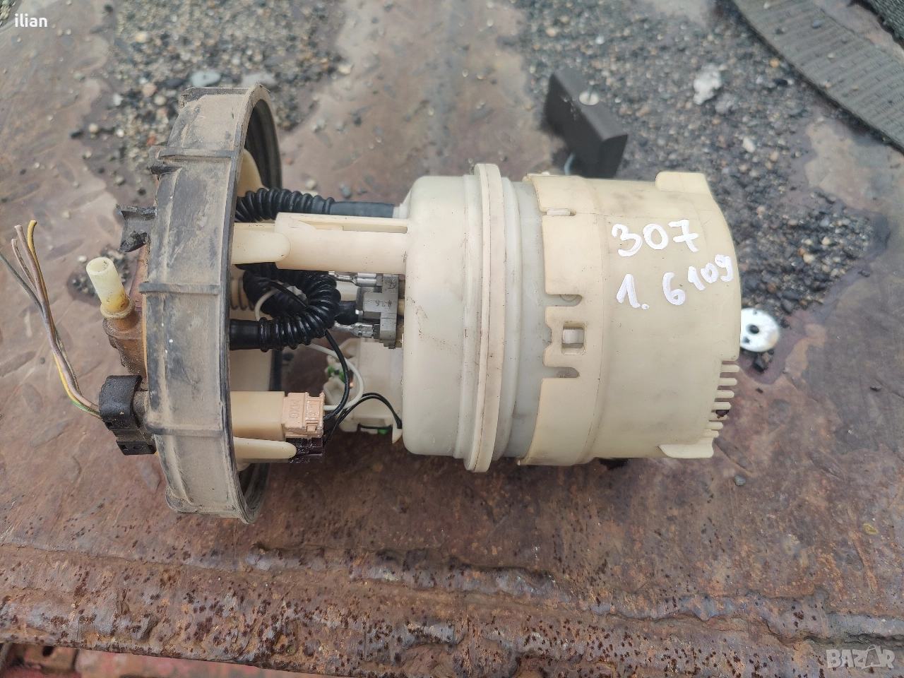 бензинова помпа peugeot 307 1.6, снимка 1