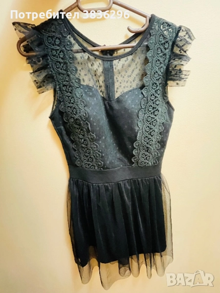 Елегантна дамска рокля в черен цвят, подходяща за размер XS/S. Без забележка!, снимка 1