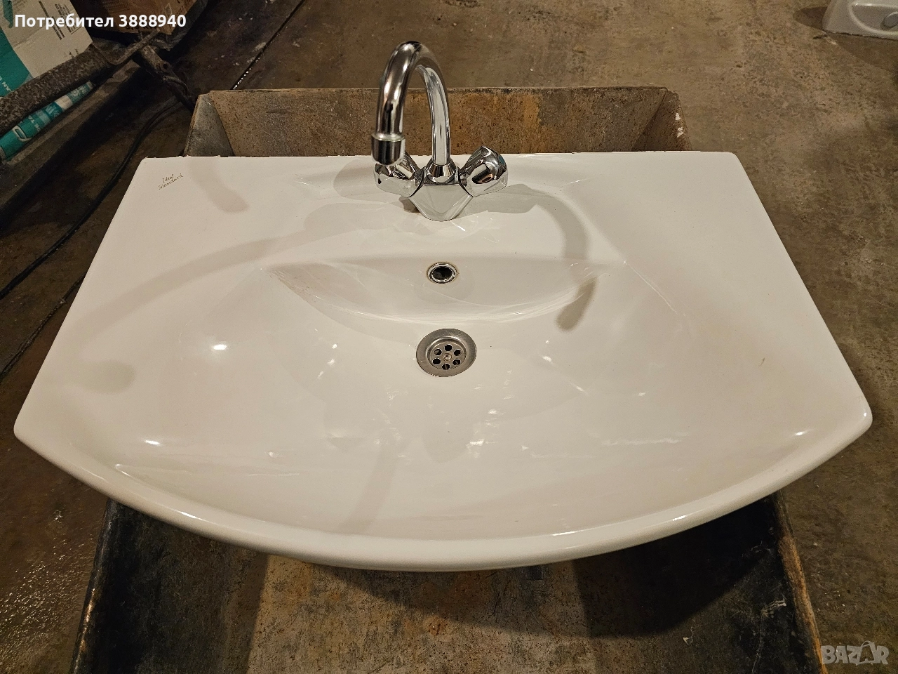 Мивка 'Ideal Standart" - оборудвана , снимка 1