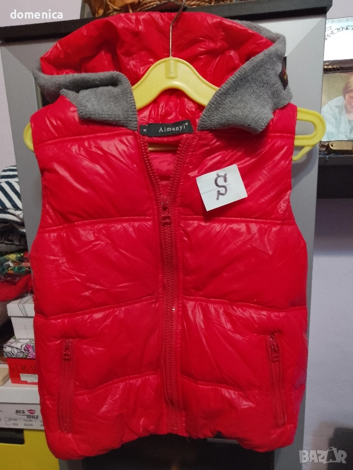 Дамски пухен елек, снимка 1