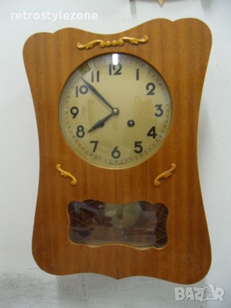 № 7470 стар стенен часовник   - механичен , навиване с ключ  - с гонгове на половин и кръгъл час  - , снимка 1