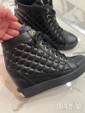  Guess  Обувки на платформа 38, снимка 2 - Кецове - 45271223