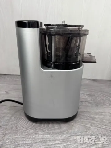 Бавна Сокоизстисквачка Imetec Succo Vivo Compact SJ700, 150W, Уред за Сок, Блендер, Цитрус Преса!, снимка 5 - Сокоизстисквачки и цитрус преси - 50231775