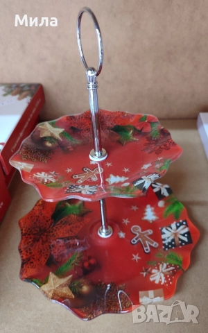 Плато на 2 етажа коледно