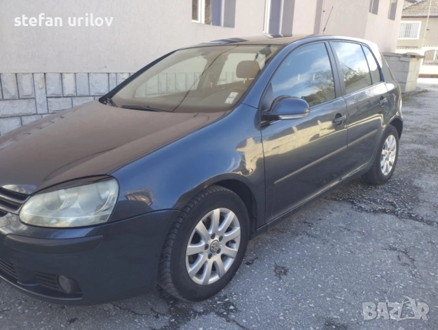 VW Golf 5 1.6 FSI, снимка 2 - Автомобили и джипове - 53615212