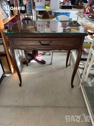 Маса с чекмедже и стъклен плот, снимка 3 - Маси - 52955098