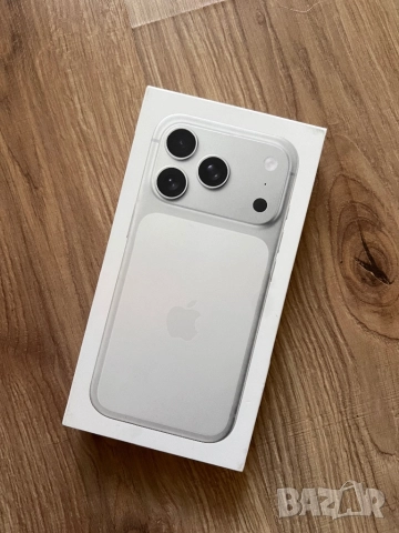 iPhone 17 Pro Silver